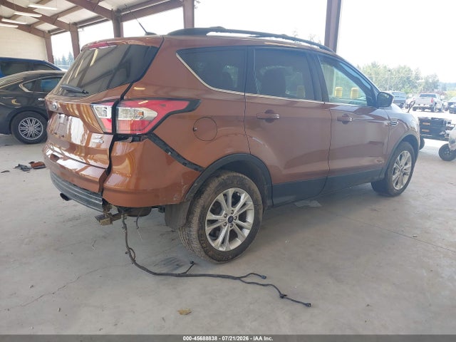 45688838 :رقم المزاد ، 1FMCU9G91HUD96045 vin ، 2017 Ford Escape Se مزاد بيع