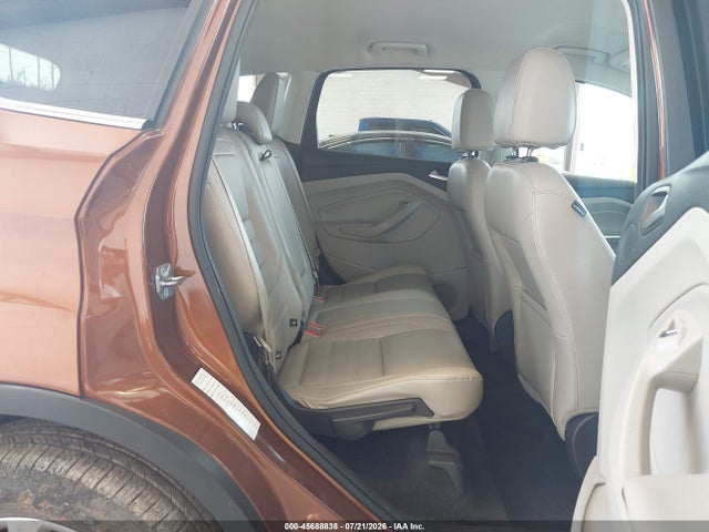 45688838 :رقم المزاد ، 1FMCU9G91HUD96045 vin ، 2017 Ford Escape Se مزاد بيع