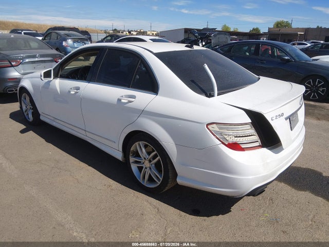 Продажа на аукционе авто 2014 Mercedes-benz C 250 Sport, vin: WDDGF4HB2ER312016, номер лота: 45688863