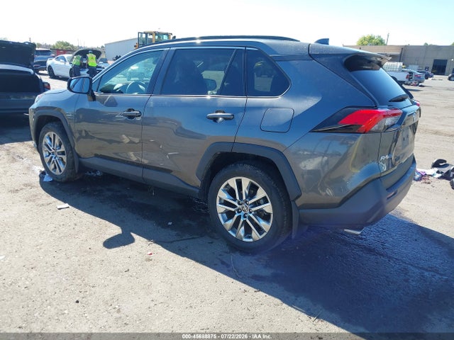 Toyota Rav4 Xle Premium 2021 2T3C1RFV5MC118727 Image 3