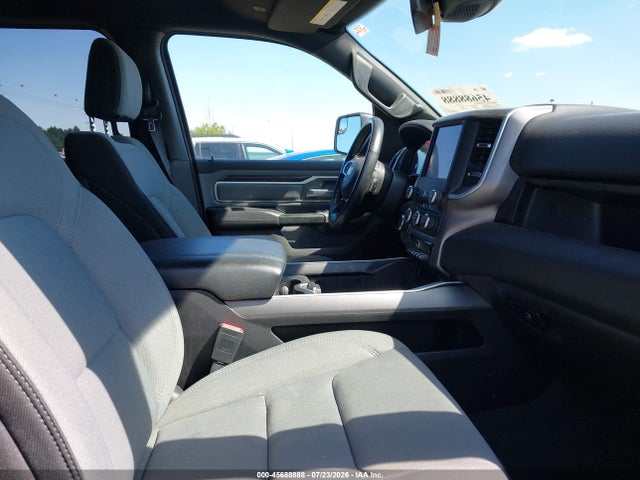 45688888 :رقم المزاد ، 1C6RRFFG4NN249780 vin ، 2022 Ram 1500 Big Horn  4x4 5'7 Box مزاد بيع