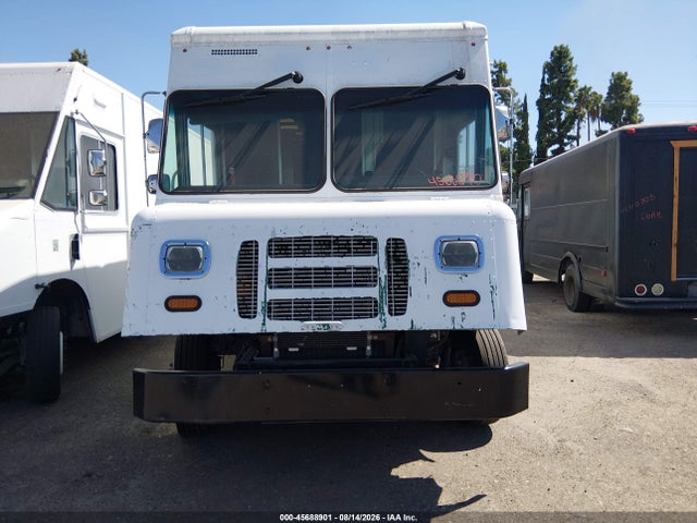 Ford F-59 Commercial Stripped 2016 1F65F5KY2G0A00423 Image 14