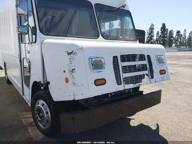 Ford F-59 Commercial Stripped 2016 1F65F5KY2G0A00423 Image 11
