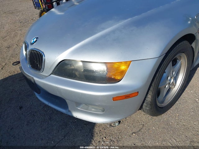 45688932 :رقم المزاد ، 4USCH9339XLF82363 vin ، 1999 Bmw Z3 2.3 مزاد بيع