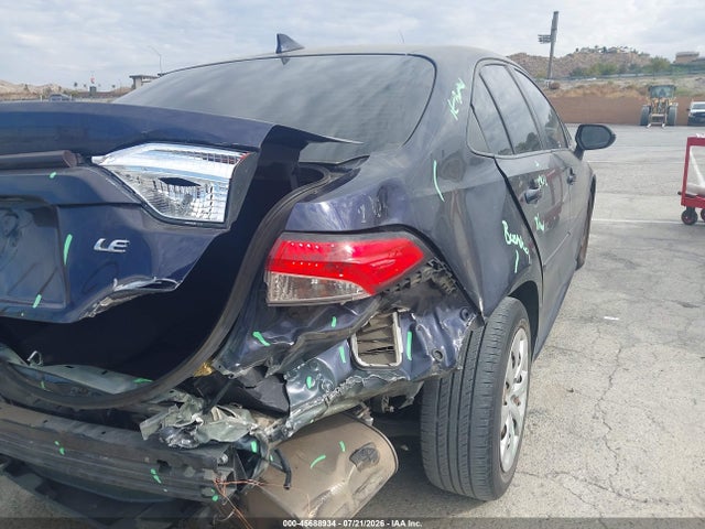 45688934 :رقم المزاد ، JTDEPRAE5LJ000848 vin ، 2020 Toyota Corolla Le مزاد بيع