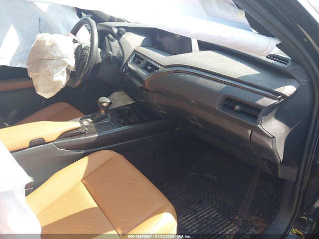 45688957 :رقم المزاد ، JTHP9JBH9M2050451 vin ، 2021 Lexus Ux 250h مزاد بيع