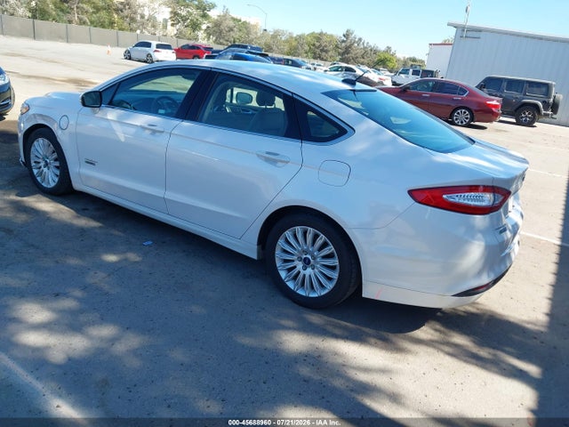 3FA6P0PU8ER317343 Ford Fusion Energi Se Luxury