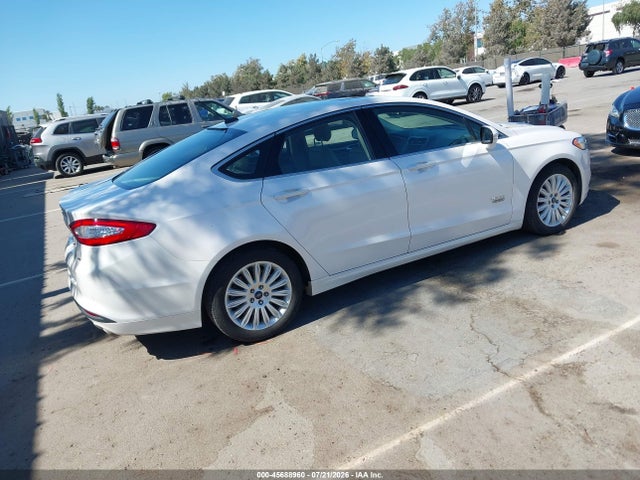 3FA6P0PU8ER317343 Ford Fusion Energi Se Luxury