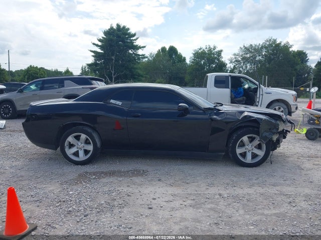 45688964 :رقم المزاد ، 2C3CDYAG0CH106223 vin ، 2012 Dodge Challenger Sxt مزاد بيع