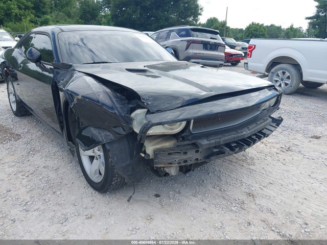 45688964 :رقم المزاد ، 2C3CDYAG0CH106223 vin ، 2012 Dodge Challenger Sxt مزاد بيع