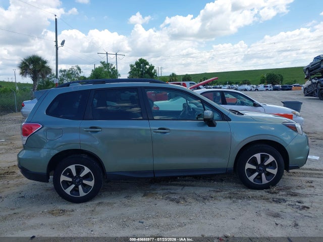 45688977 :رقم المزاد ، JF2SJAEC6JH427556 vin ، 2018 Subaru Forester 2.5i Premium مزاد بيع