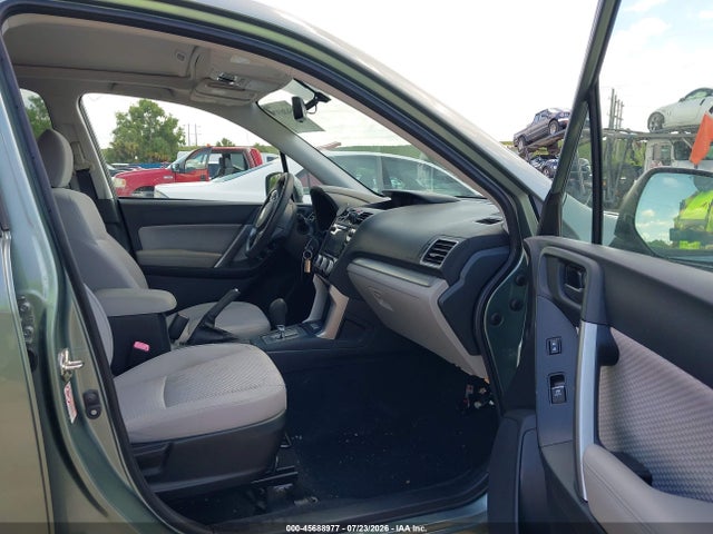 45688977 :رقم المزاد ، JF2SJAEC6JH427556 vin ، 2018 Subaru Forester 2.5i Premium مزاد بيع