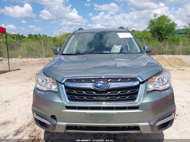 45688977 :رقم المزاد ، JF2SJAEC6JH427556 vin ، 2018 Subaru Forester 2.5i Premium مزاد بيع