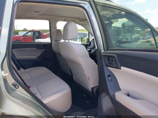 45688977 :رقم المزاد ، JF2SJAEC6JH427556 vin ، 2018 Subaru Forester 2.5i Premium مزاد بيع