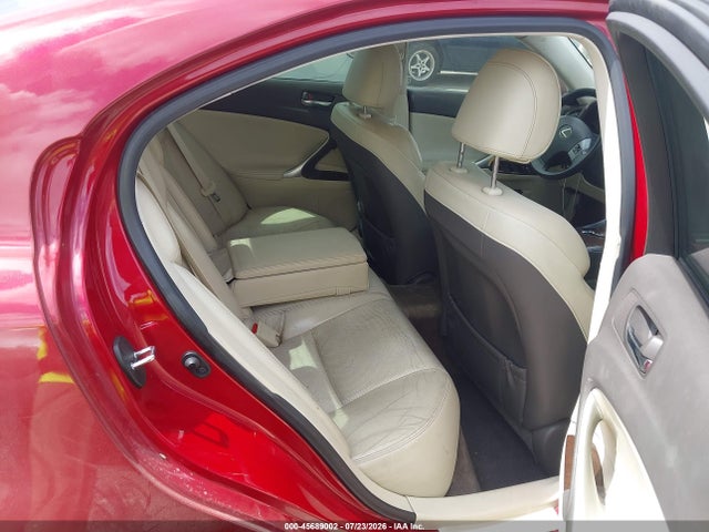 45689002 :رقم المزاد ، JTHBE5C25B5028319 vin ، 2011 Lexus Is 350 مزاد بيع