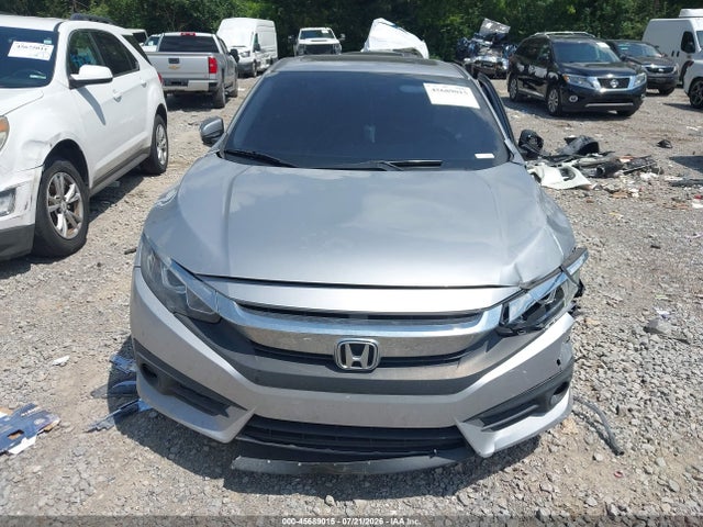 45689015 :رقم المزاد ، 2HGFC1F77JH641902 vin ، 2018 Honda Civic Ex-l مزاد بيع
