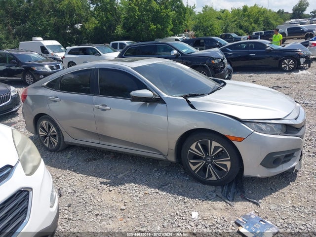 45689015 :رقم المزاد ، 2HGFC1F77JH641902 vin ، 2018 Honda Civic Ex-l مزاد بيع
