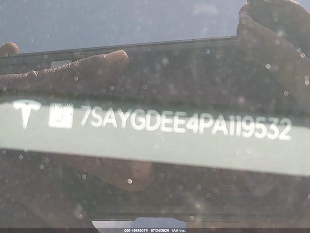 2023 Tesla Model Y Awd/long Range Dual Motor All-wheel Drive მანქანა იყიდება აუქციონზე, vin: 7SAYGDEE4PA119532, აუქციონის ნომერი: 45689079