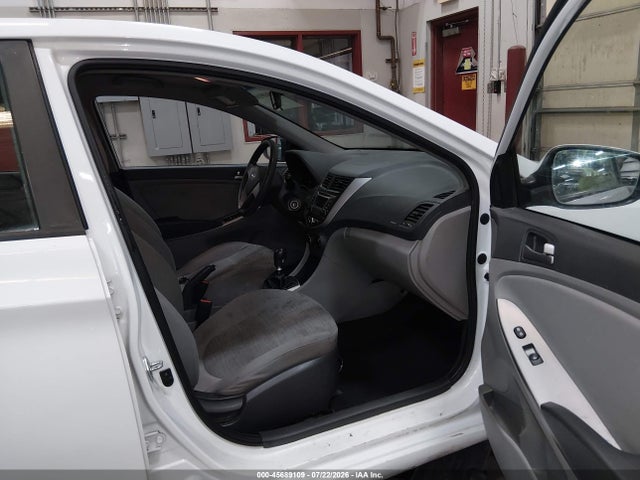 Hyundai ACCENT SE 2017 KMHCT4AE2HU289050 Image 5