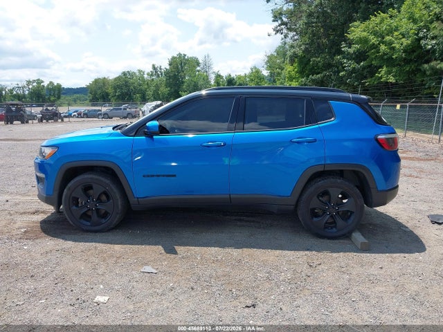 2018 Jeep Compass Altitude 4x4 მანქანა იყიდება აუქციონზე, vin: 3C4NJDBB2JT325228, აუქციონის ნომერი: 45689113