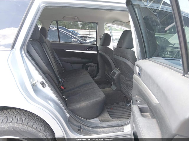 2013 Subaru Outback 2.5i Premium მანქანა იყიდება აუქციონზე, vin: 4S4BRCCC6D3270436, აუქციონის ნომერი: 45689126