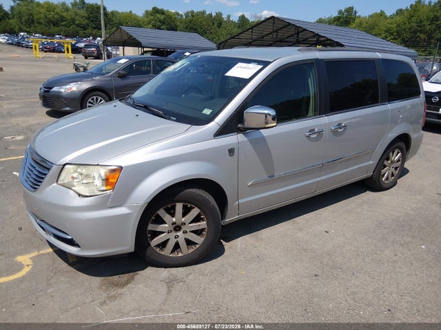 2011 Chrysler Town & Country Touring-l მანქანა იყიდება აუქციონზე, vin: 2A4RR8DG4BR781482, აუქციონის ნომერი: 45689127