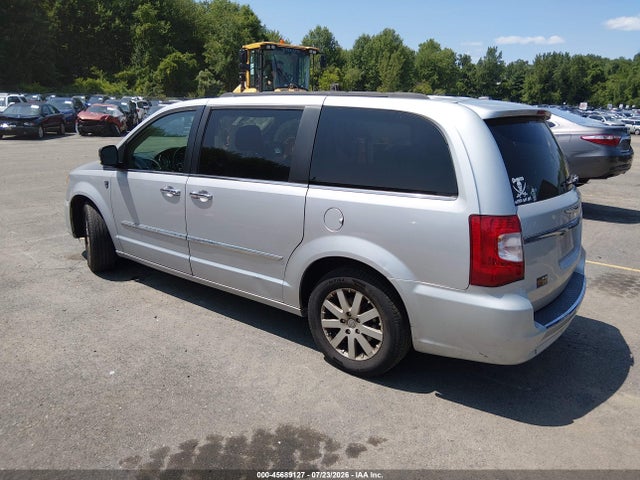 2011 Chrysler Town & Country Touring-l მანქანა იყიდება აუქციონზე, vin: 2A4RR8DG4BR781482, აუქციონის ნომერი: 45689127