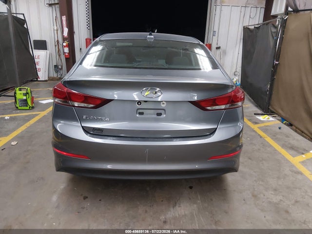 Hyundai Elantra Value Edition 2018 5NPD84LFXJH253347 Image 17