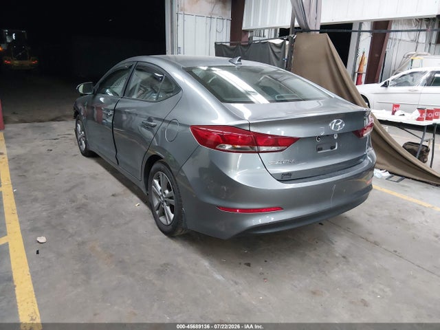 Hyundai Elantra Value Edition 2018 5NPD84LFXJH253347 Image 3