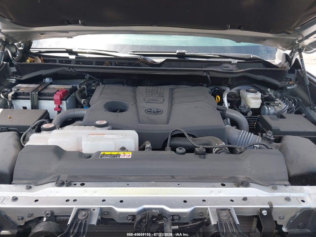 Продажа на аукционе авто 2025 Toyota Tundra Limited, vin: 5TFJA5EC8SX039981, номер лота: 45689150