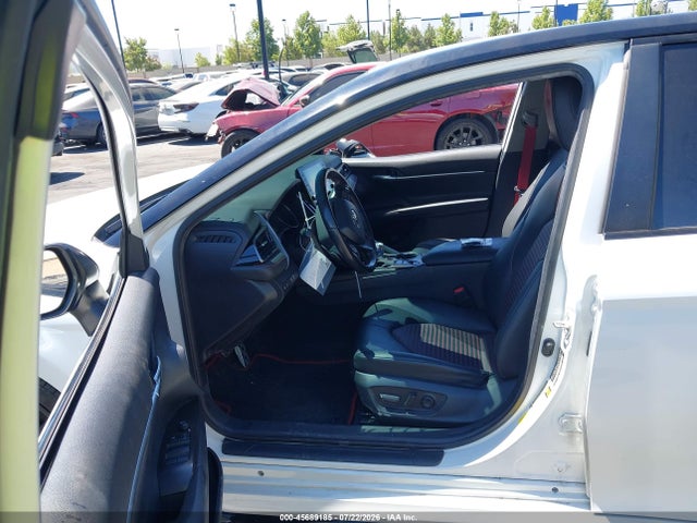 4T1KZ1AK9MU052659 Toyota CAMRY TRD
