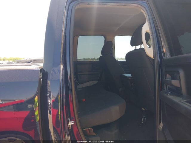 Продажа на аукционе авто 2019 Ram 1500 Classic Tradesman  4x2 6'4 Box, vin: 1C6RR6FGXKS581378, номер лота: 45689187