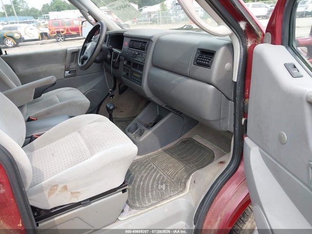 45689207 :رقم المزاد ، WV2MB47022H091884 vin ، 2002 Volkswagen Eurovan Mv مزاد بيع