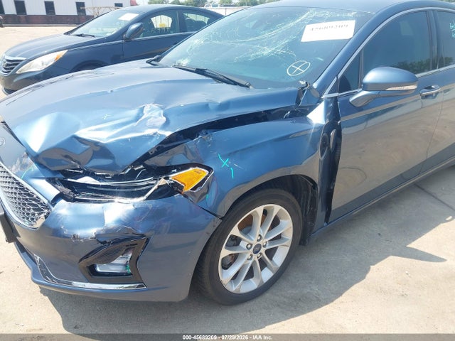 Продажа на аукционе авто 2019 Ford Fusion Energi Titanium, vin: 3FA6P0SU3KR245258, номер лота: 45689209