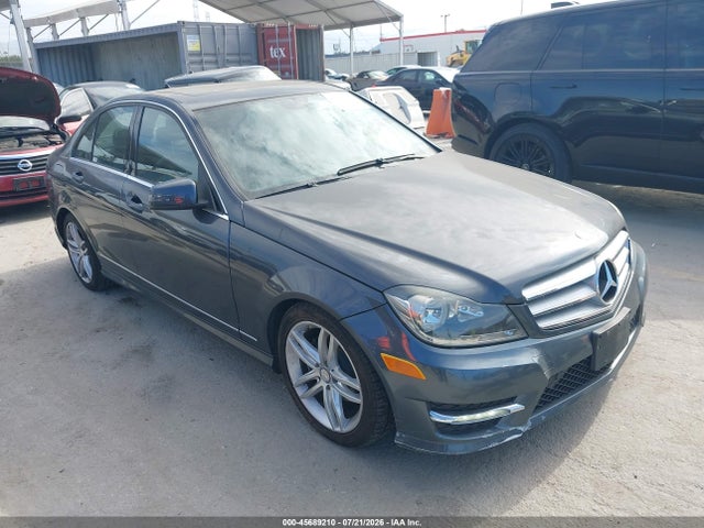 Aukcja sprzedaży 2013 Mercedes-benz C 250 Sport, vin: WDDGF4HB3DR269935, numer aukcji: 45689210