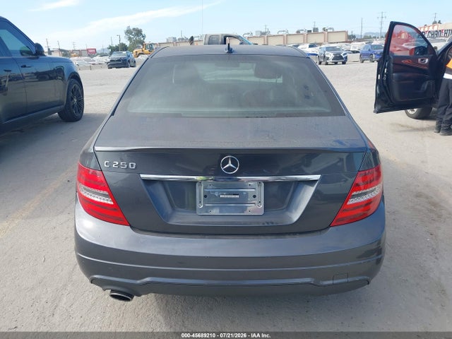 Aukcja sprzedaży 2013 Mercedes-benz C 250 Sport, vin: WDDGF4HB3DR269935, numer aukcji: 45689210