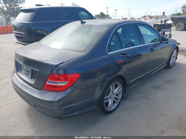 Aukcja sprzedaży 2013 Mercedes-benz C 250 Sport, vin: WDDGF4HB3DR269935, numer aukcji: 45689210