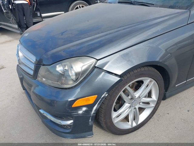 Aukcja sprzedaży 2013 Mercedes-benz C 250 Sport, vin: WDDGF4HB3DR269935, numer aukcji: 45689210