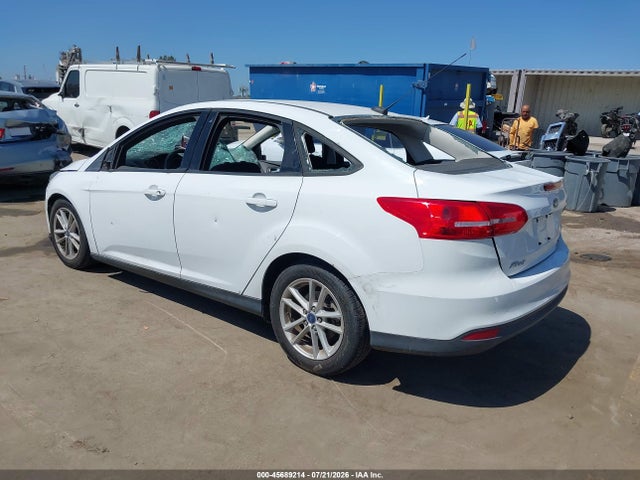 1FADP3FE7JL241626 Ford FOCUS SE