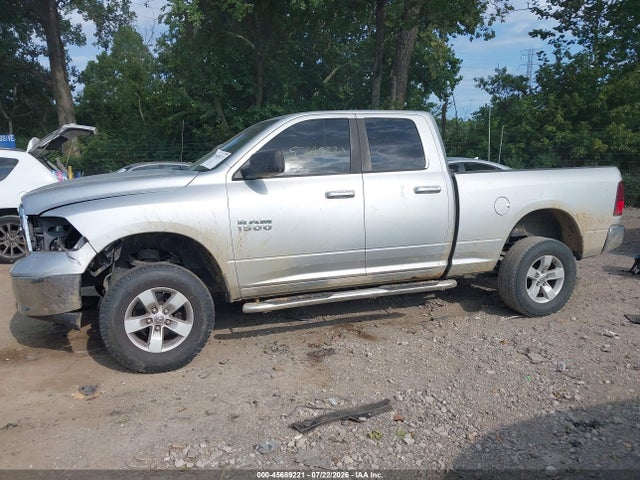 45689221 :رقم المزاد ، 1C6RR7GG3FS531366 vin ، 2015 Ram 1500 Slt مزاد بيع