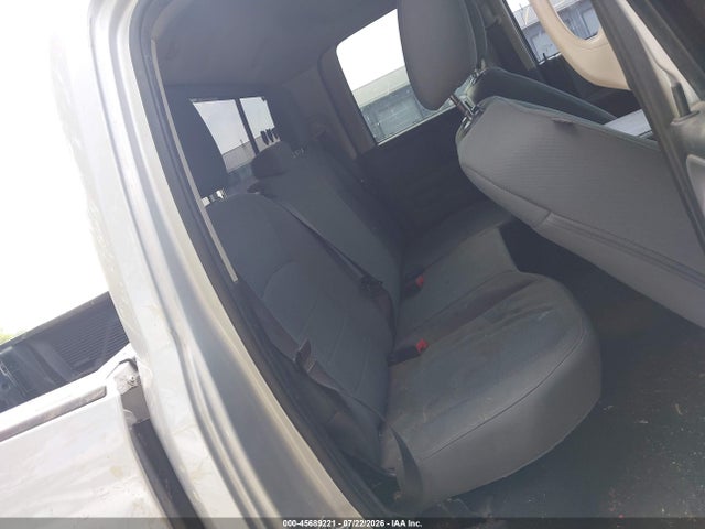 45689221 :رقم المزاد ، 1C6RR7GG3FS531366 vin ، 2015 Ram 1500 Slt مزاد بيع