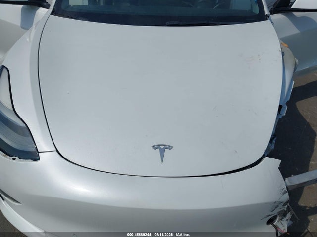 45689244 :رقم المزاد ، 5YJ3E1EA2MF096422 vin ، 2021 Tesla Model 3 Standard Range Plus Rear-wheel Drive مزاد بيع