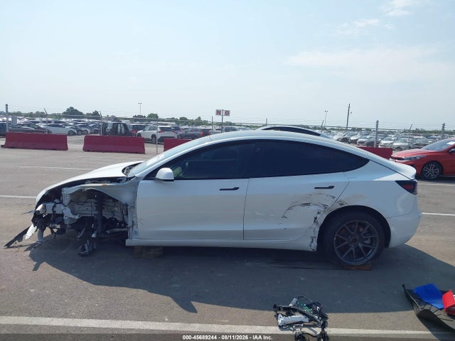 45689244 :رقم المزاد ، 5YJ3E1EA2MF096422 vin ، 2021 Tesla Model 3 Standard Range Plus Rear-wheel Drive مزاد بيع