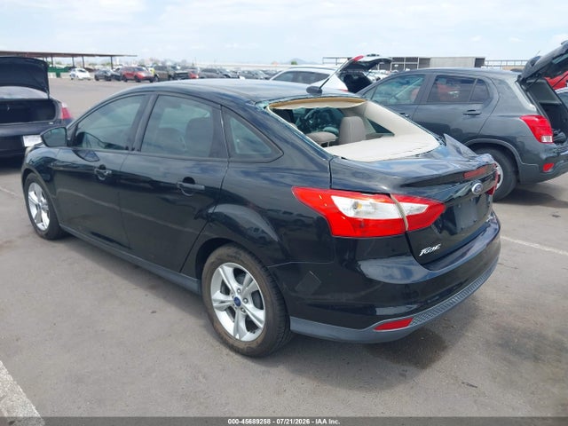 Ford FOCUS SE 2014 1FADP3F28EL206850 Image 3