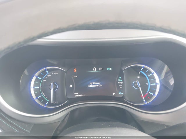Chrysler Pacifica Hybrid Limited 2018 2C4RC1N72JR183404 Image 7