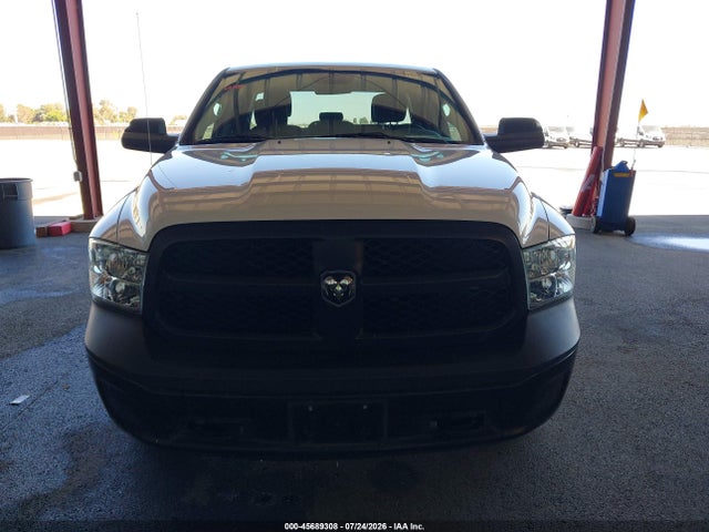 2018 Ram 1500 Tradesman  4x4 6'4 Box მანქანა იყიდება აუქციონზე, vin: 1C6RR7FG6JS297251, აუქციონის ნომერი: 45689308