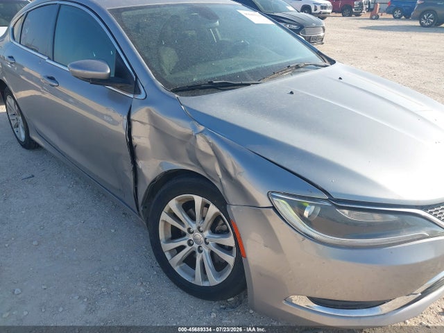 Chrysler 200 Limited 2015 1C3CCCABXFN554409 Image 6