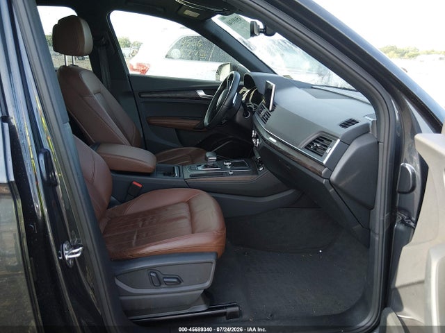 Продаж на аукціоні авто 2018 Audi Q5 2.0t Premium/2.0t Tech Premium, vin: WA1CNAFY1J2215999, номер лоту: 45689340