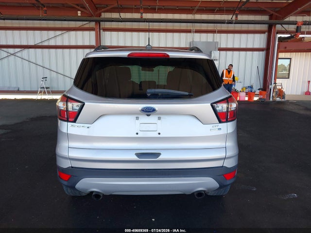 Ford ESCAPE SE 2018 1FMCU9GD2JUD08663 Image 16