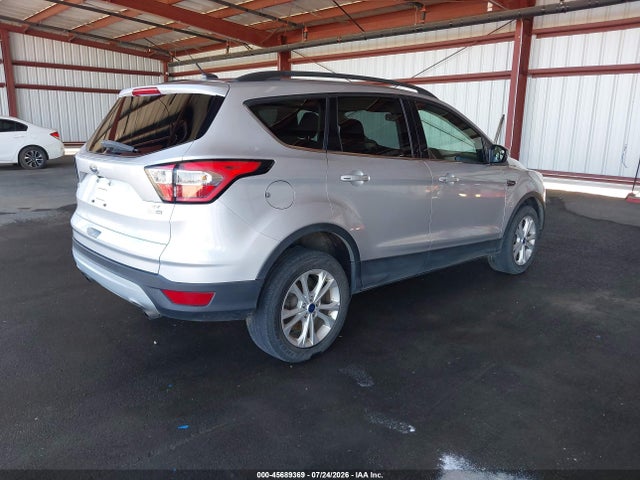 Ford ESCAPE SE 2018 1FMCU9GD2JUD08663 Image 4